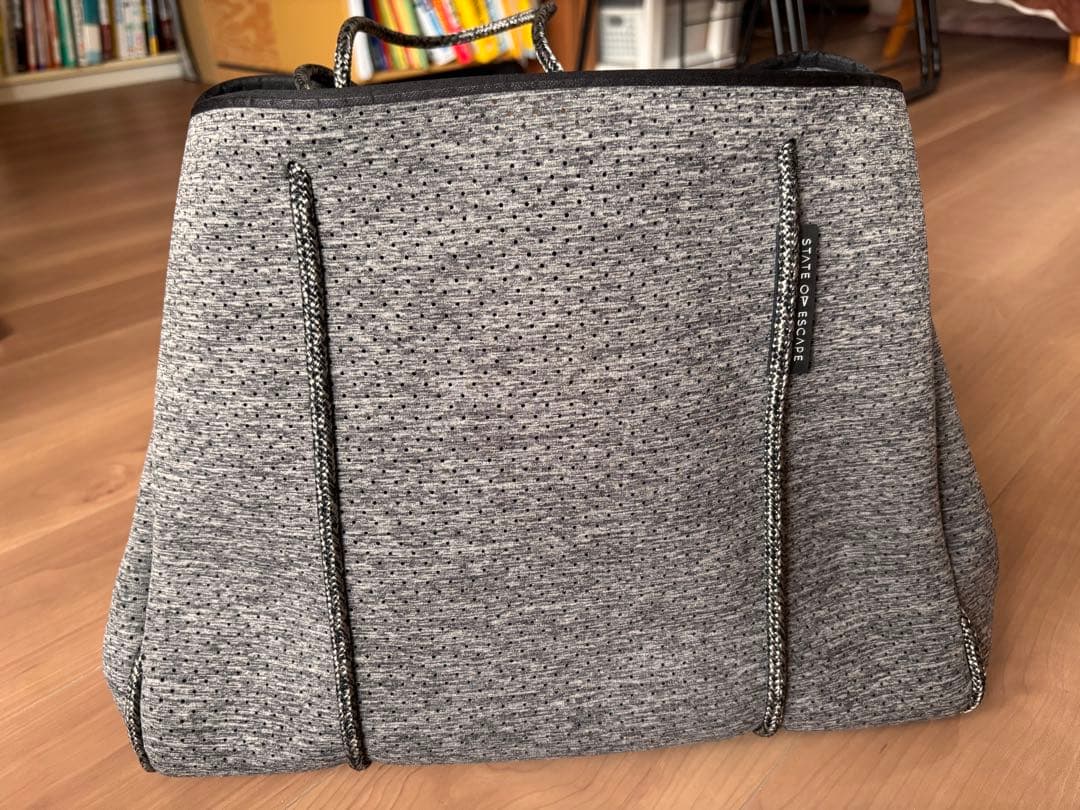 （新品未使用）STATE OF ESCAPE グレー トートバッグ