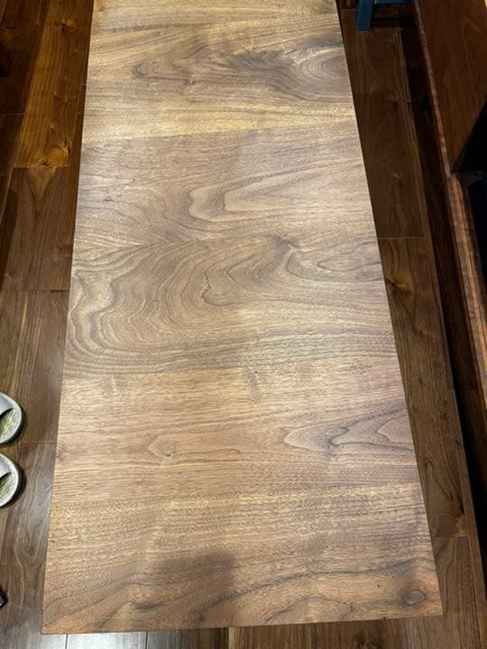 ウォールナット無垢材　ローテーブル