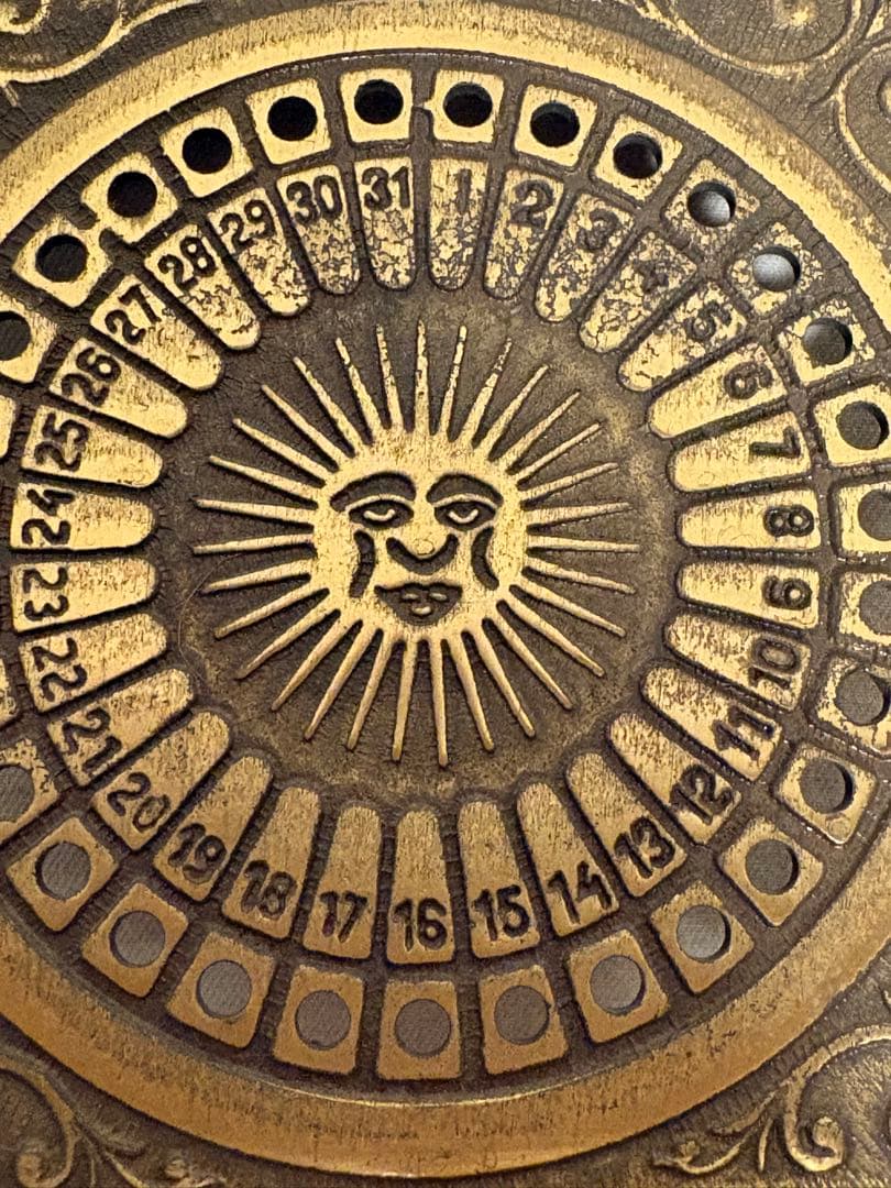 【vintage】真鍮製　太陽カレンダー　置き型