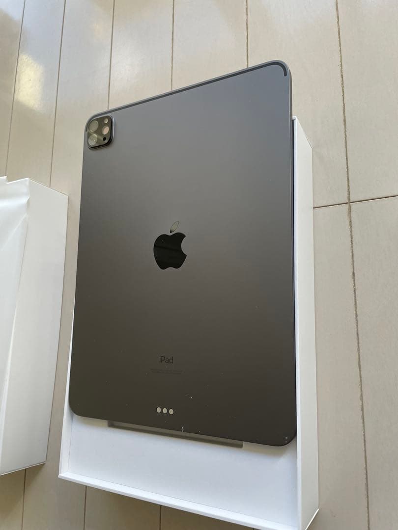 【美品】iPad Pro 11インチ 第2世代 128GB スペースグレイ