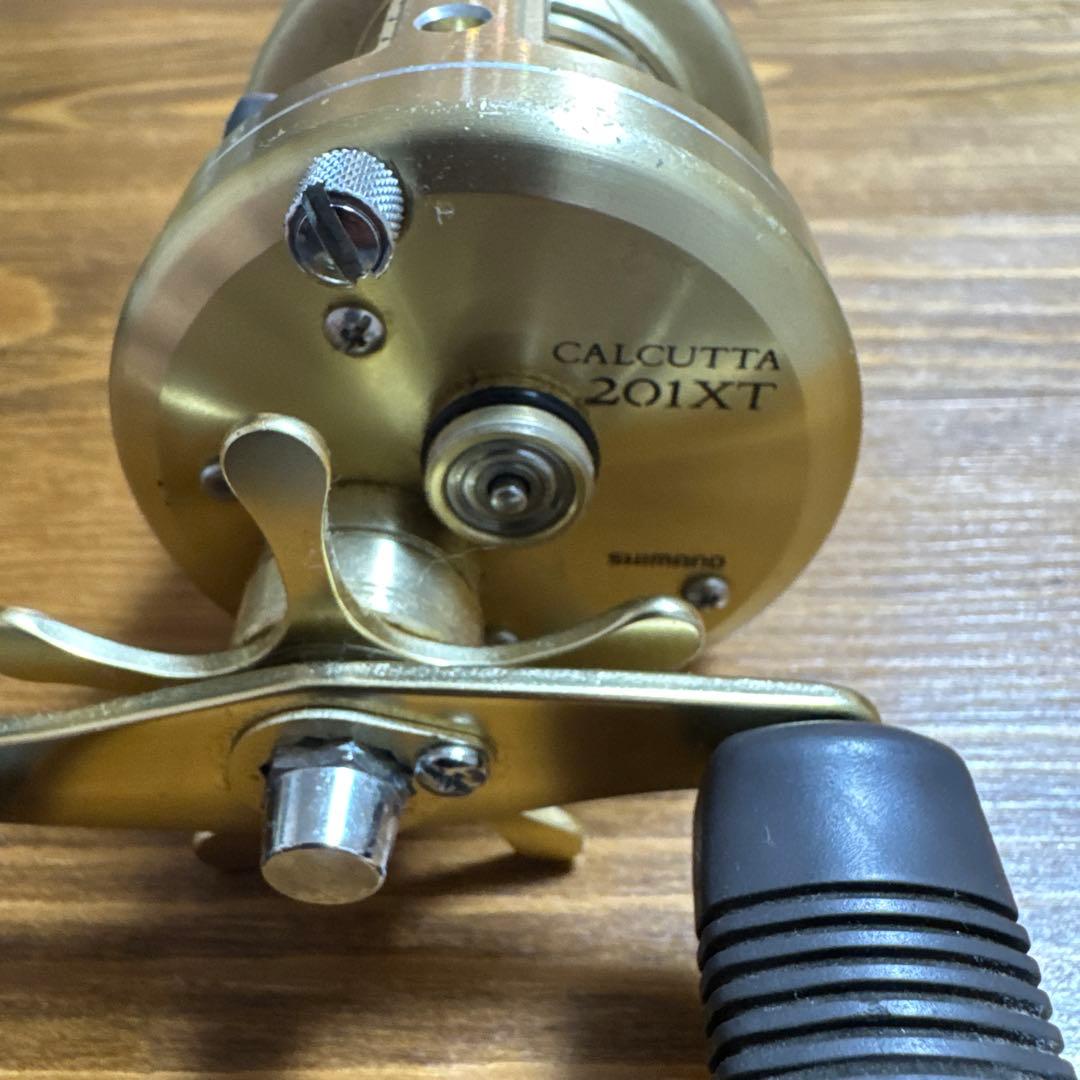 SHIMANO CALCUTTA ゴールド リール