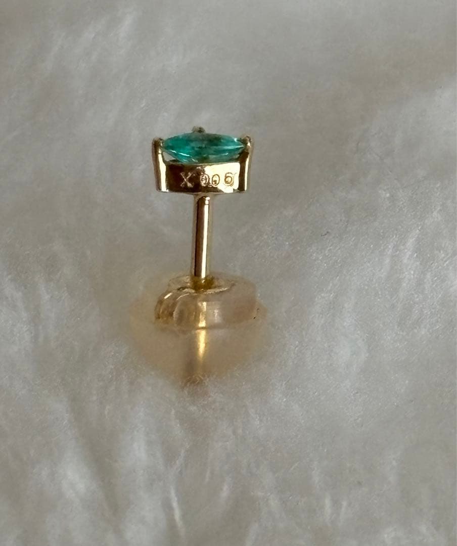 Bizoux パライバトルマリン　k18スタッドピアス(片耳用)