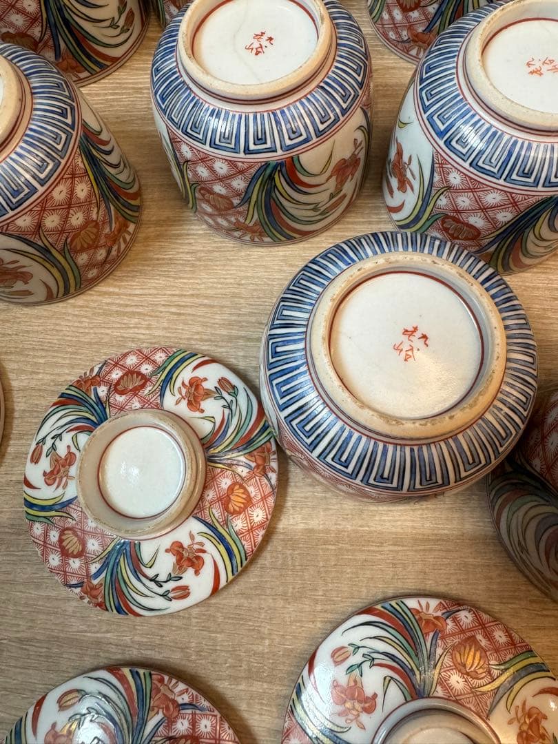 1501 九谷焼　錦絵文　蒸茶碗　10客