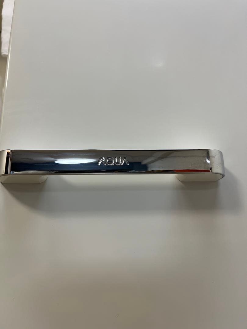 AQUAアクア　3ドア冷蔵庫 ホワイト