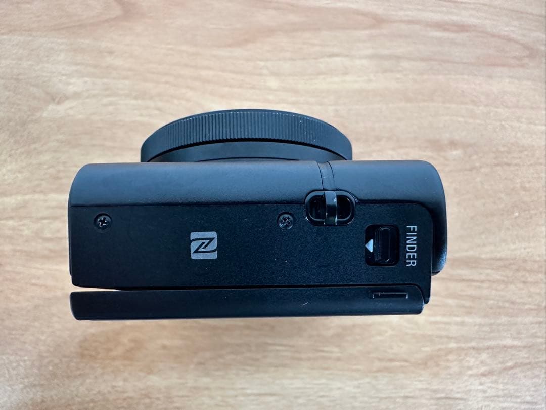 ほぼ未使用　Cyber-shot DSC-RX100M3