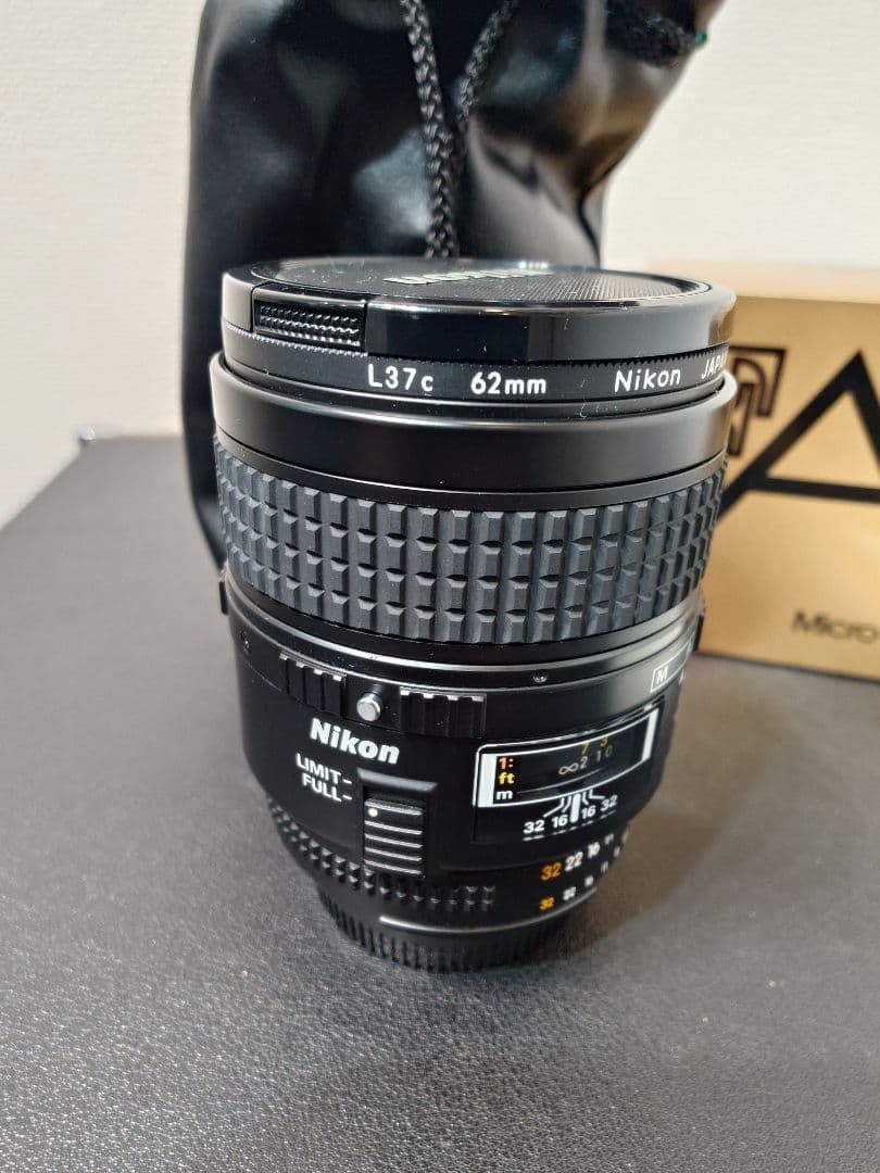 Nikon AF Micro Nikkor 60mm f/2.8 D　レンズ
