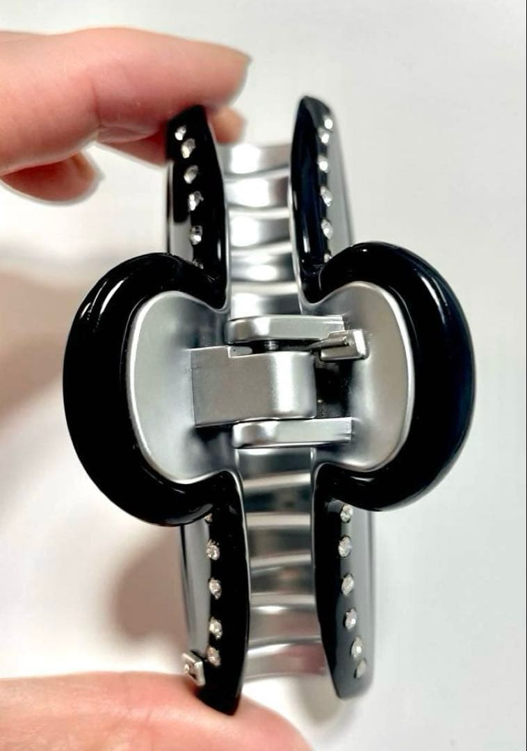 アレクサンドル ドゥ パリ クリップ　ブラック　スワロフスキー