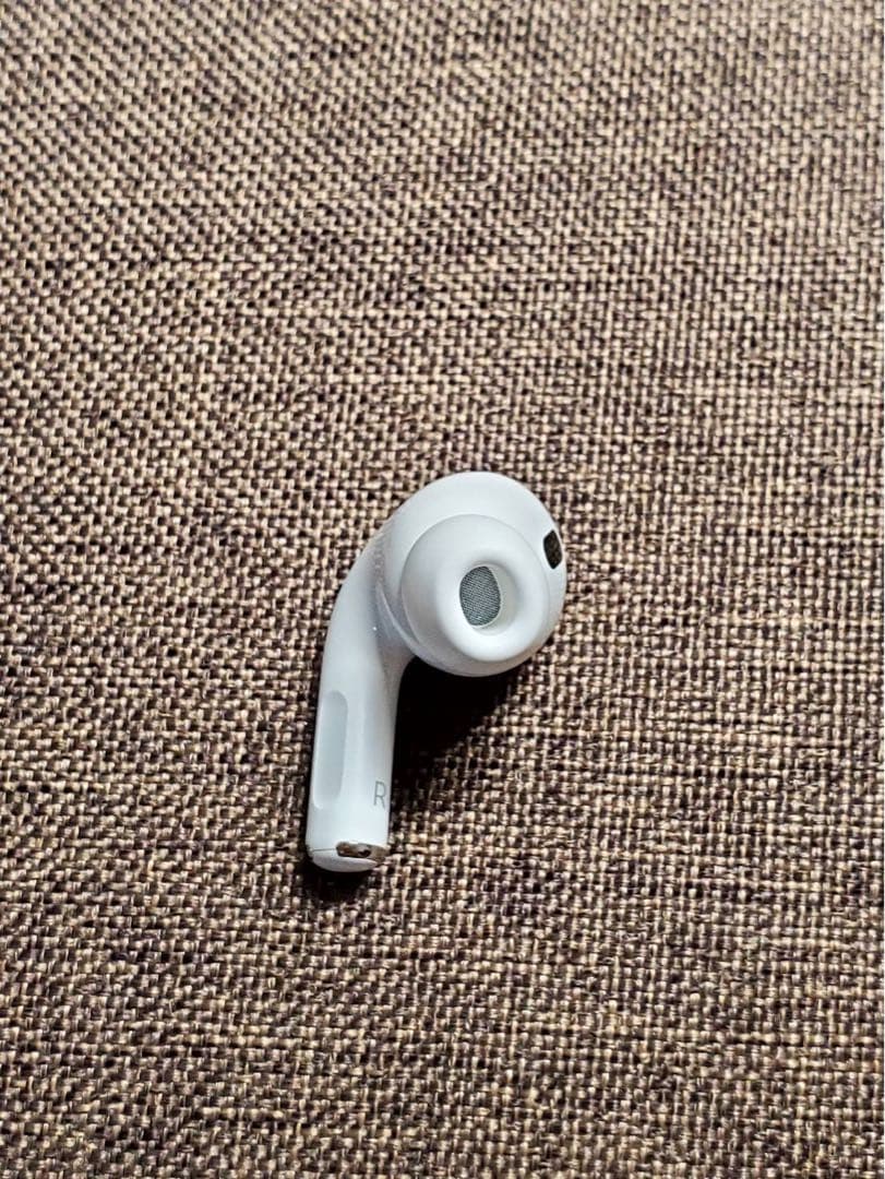 右耳 Apple AirPods Pro 第2世代 正規品 片耳538