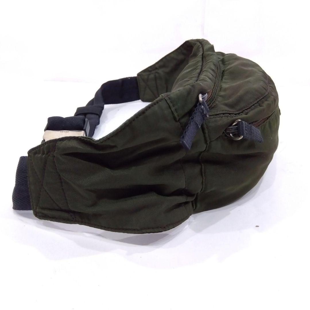 プラダ ボディバッグ ウエストポーチ ナイロン 2室 グリーン系 三角ロゴ