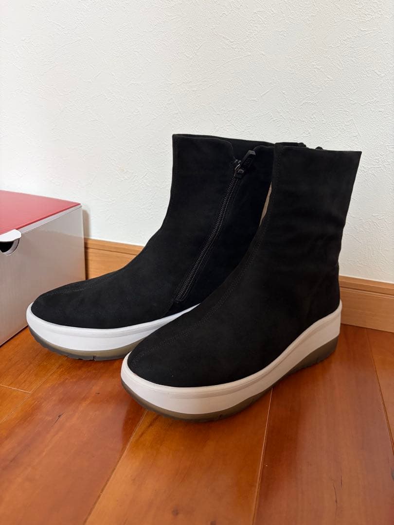 新品☆ fitfit 防水ストレッチブーツ （スエードブラック）