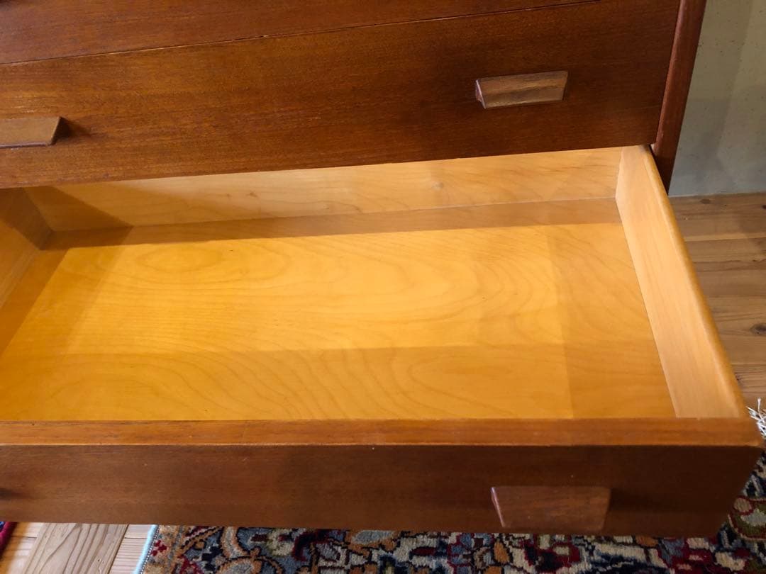 北欧ヴィンテージ家具　デンマーク　ドレッシングチェスト