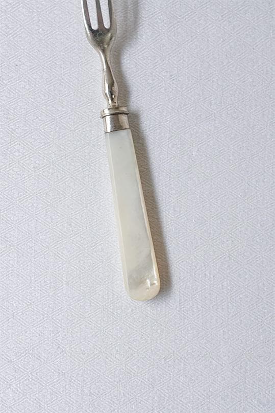 イギリスアンティーク　白蝶貝　マザーオブパール　カトラリー　フォーク＆ナイフ　B