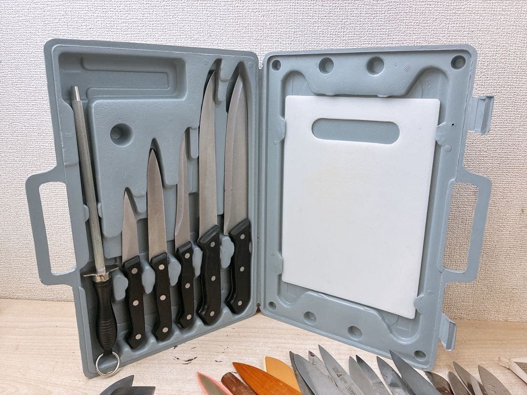 ジ*フ様 ●大量包丁 ナイフまとめ●箱入り 三徳包丁 万能包丁 TAKAYUKI