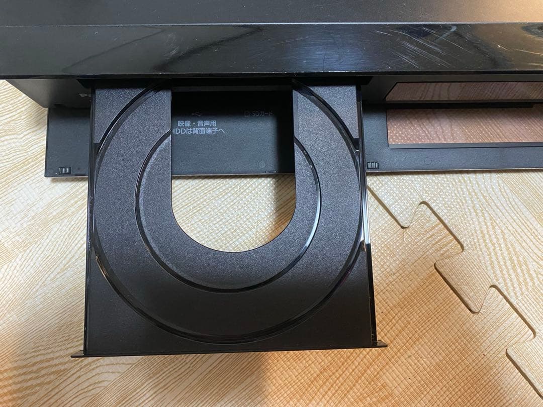 美品！3チューナー 2TB パナソニック DMR-UBZ2020 2017年製