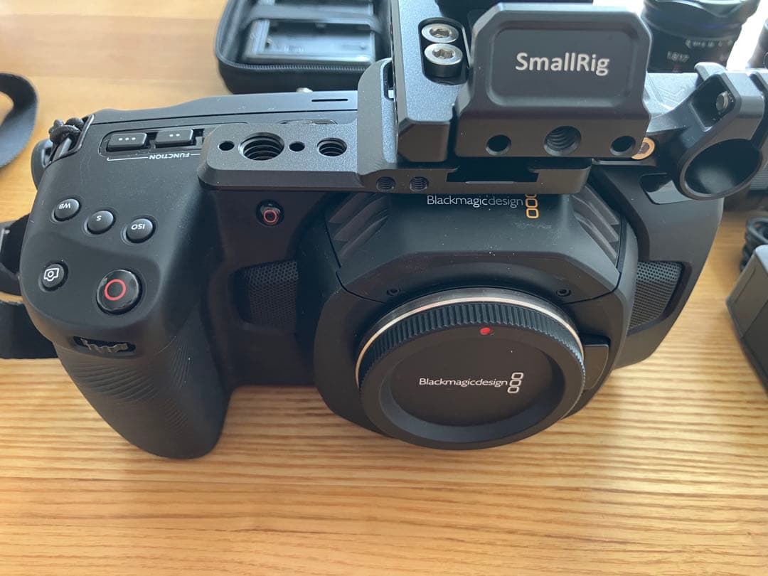 PocketCinemaCamera 4K と撮影付属品