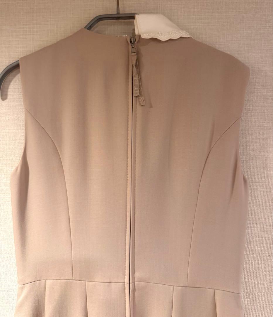 フォクシー白襟ワンピース/サンドベージュ 38クリーニング済み極美品