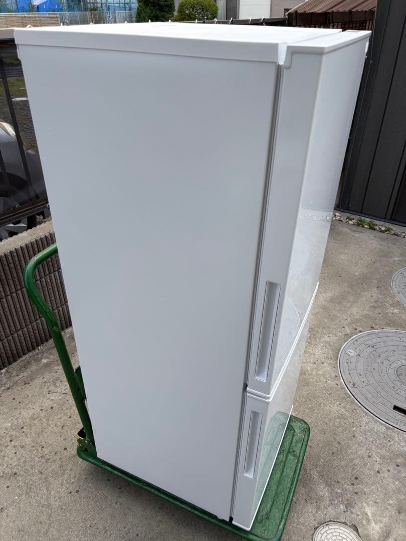 2023年製 超美品 ニトリ 冷蔵庫 NTR-140WH 140L 家電　配達可