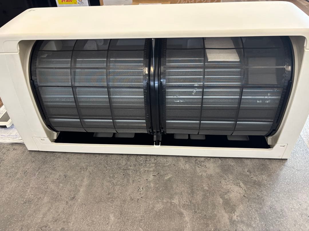 ルームエアコン　ダイキンATR71ZPE1-W 2022年製