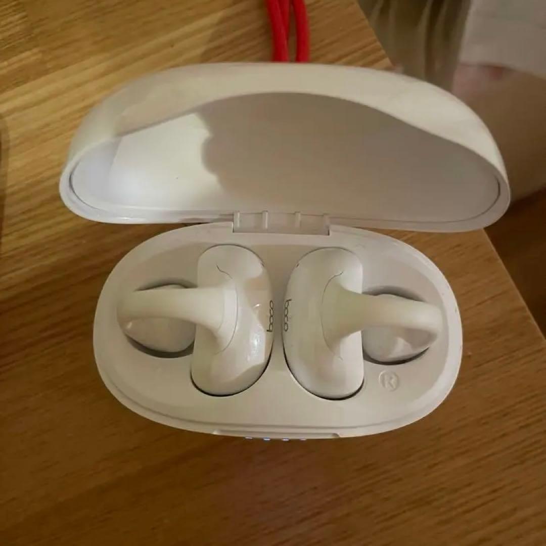 中古＊ワイヤレス骨伝導イヤホン boco ホワイト