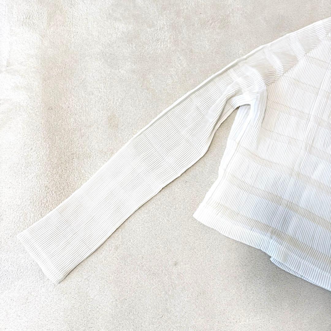 専用　ISSEY MIYAKE プリーツ　ホワイト　変形　長袖　　カーディガン