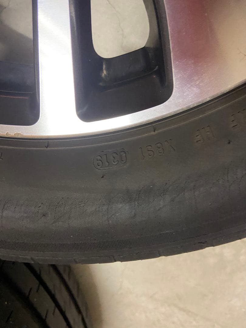 セレナ c26純正アルミホイールとタイヤセット送料込み