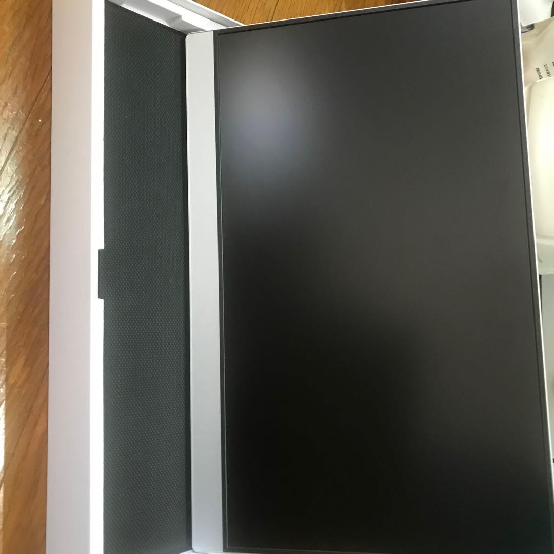 15.6インチ フルHD液晶テレビ