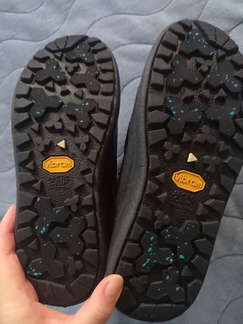 s*e様 Columbiaサップランドオムニヒートブーツ/24センチ黒