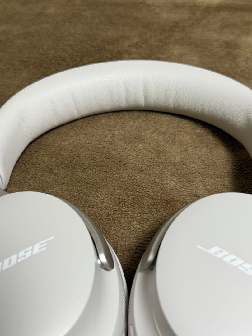 美品 BOSE QuietComfort Ultra ワイヤレスヘッドホン