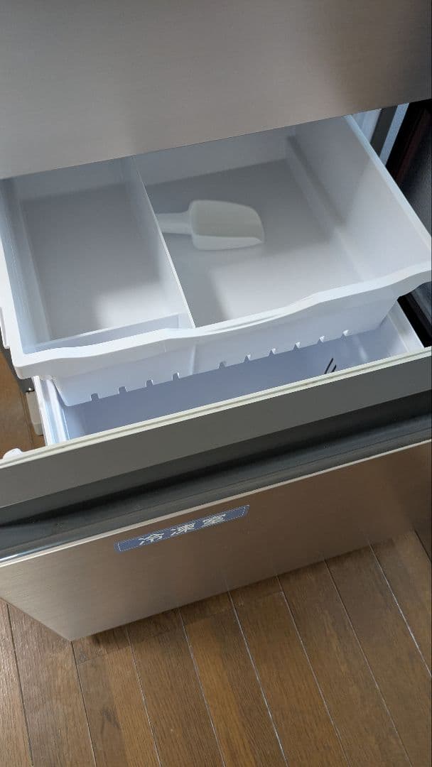 きりん【美品】日立冷蔵庫　2022年製315L 左開き