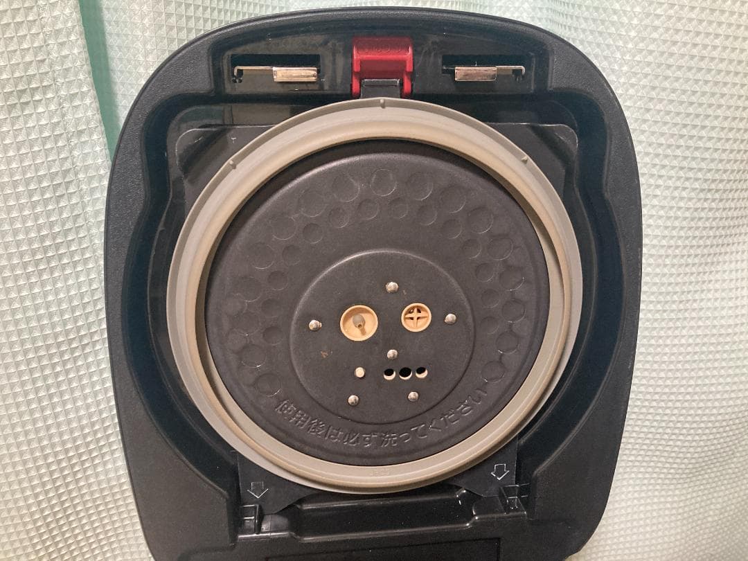 ★美品★TIGER 炊飯器JPC-B100 / 5.5合　圧力IH