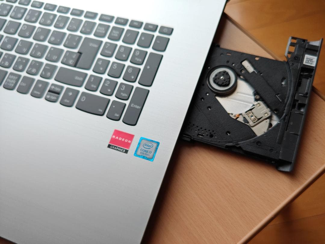 Lenovo Idiapad 高性能ノートパソコン