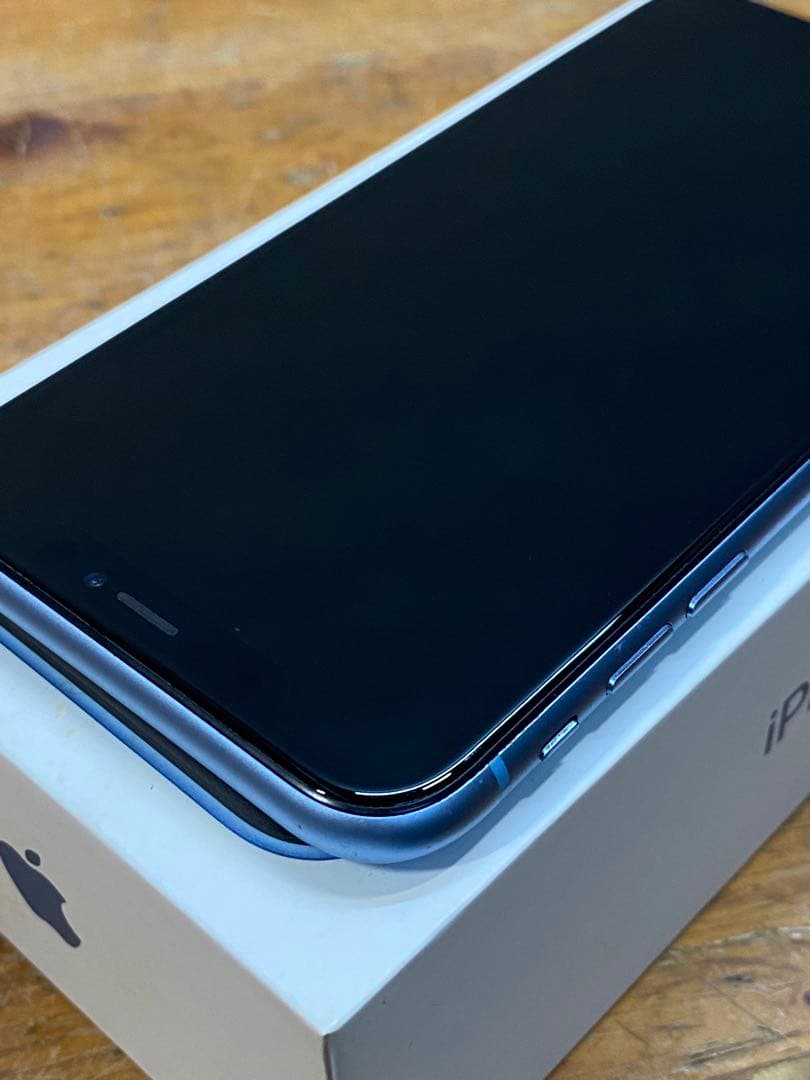 も*ち様 【ジャンク】iPhone XR 64GB 本体 ブルー au IMEI