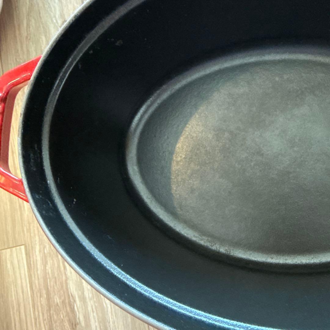 STAUB 両手鍋 赤 楕円形　23