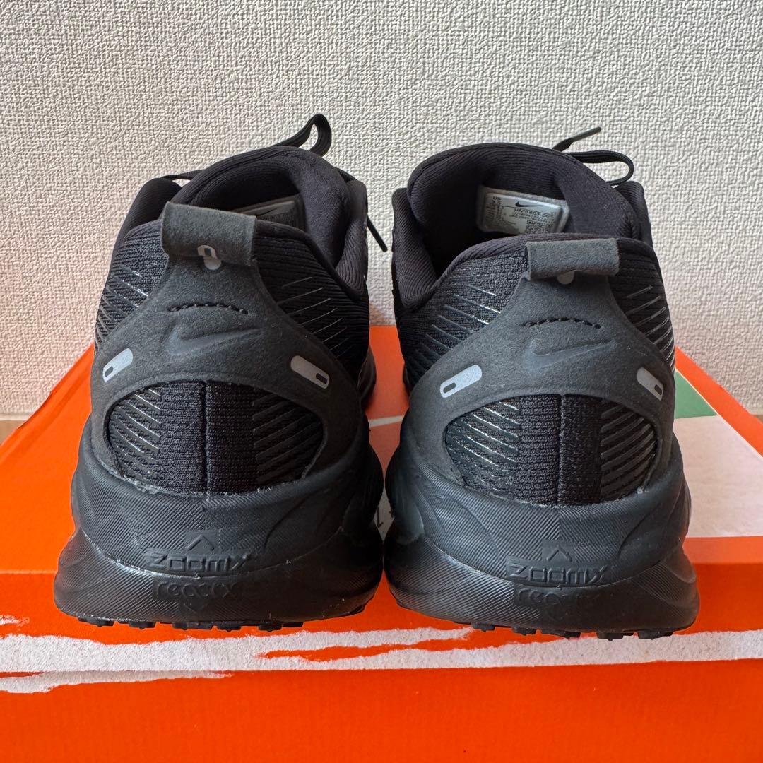 未使用級⭐️ Nike Vomero 18 \"Triple Black\"