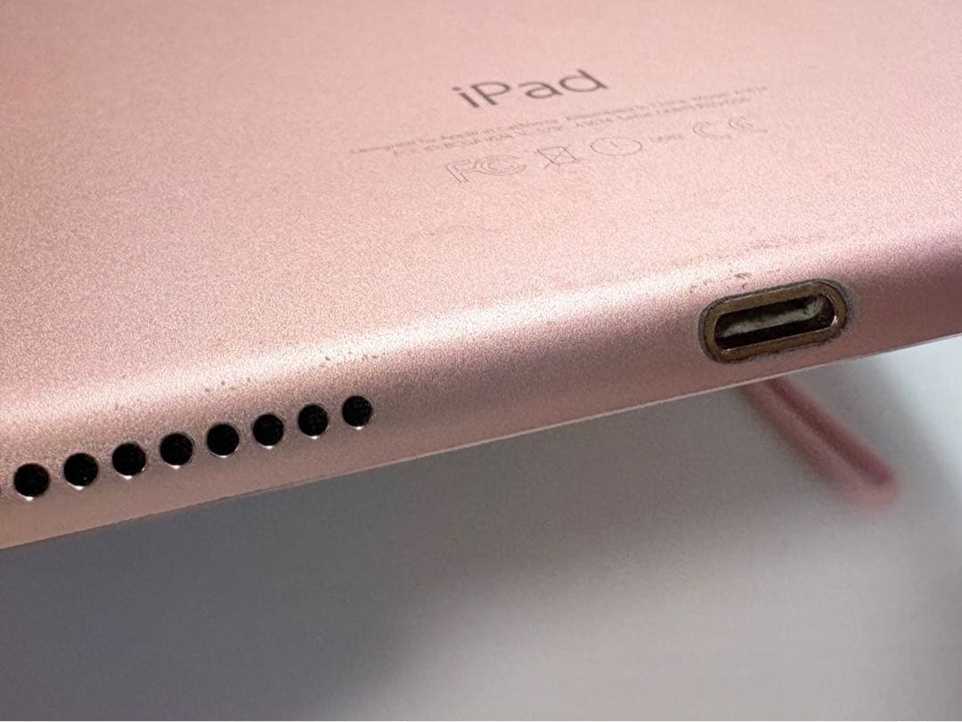 iPad本体 Apple iPad Pro 9.7 32GB MLYJ2J/A