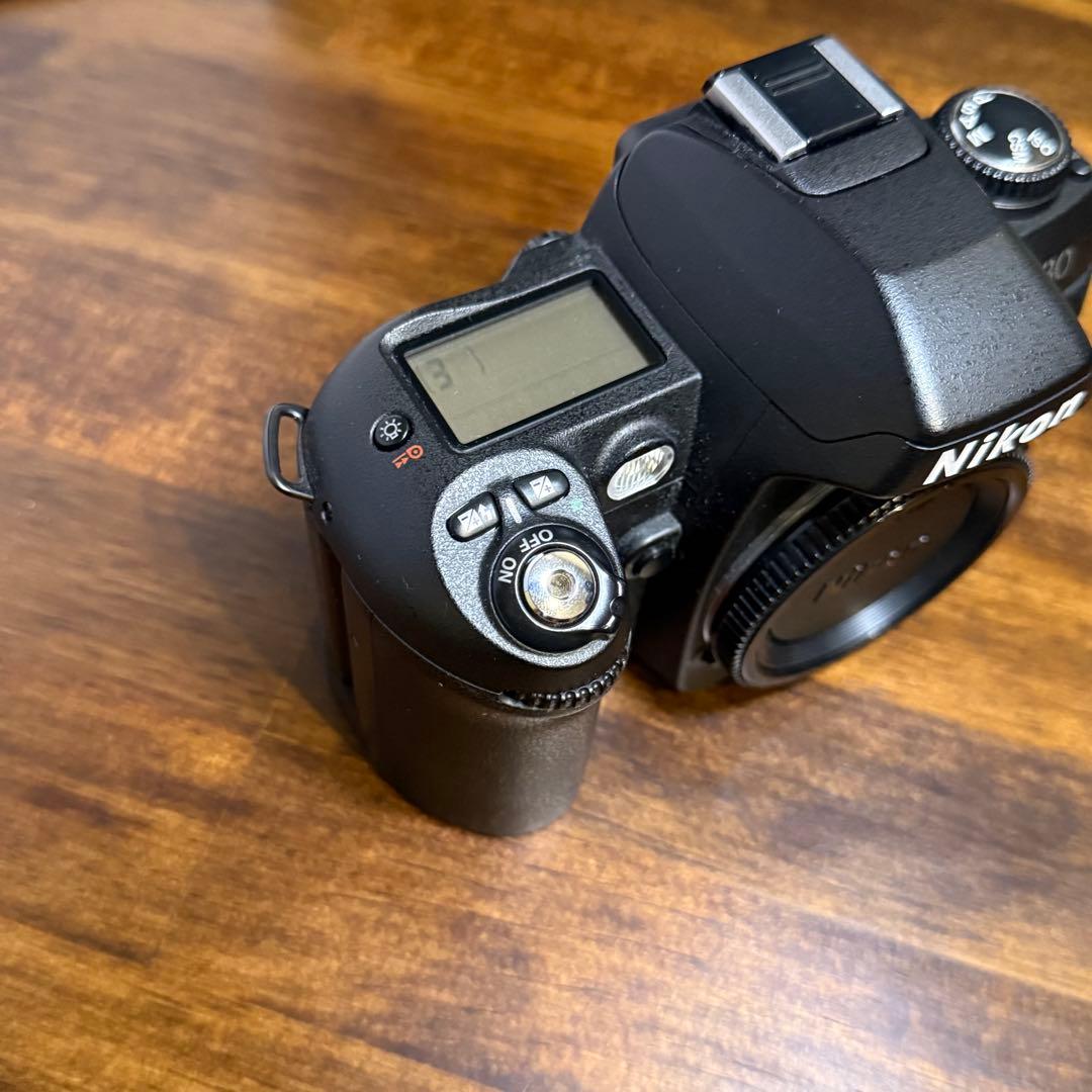 ニコン F80D + NIKKOR 35mm f2D + 28mm f2.8D