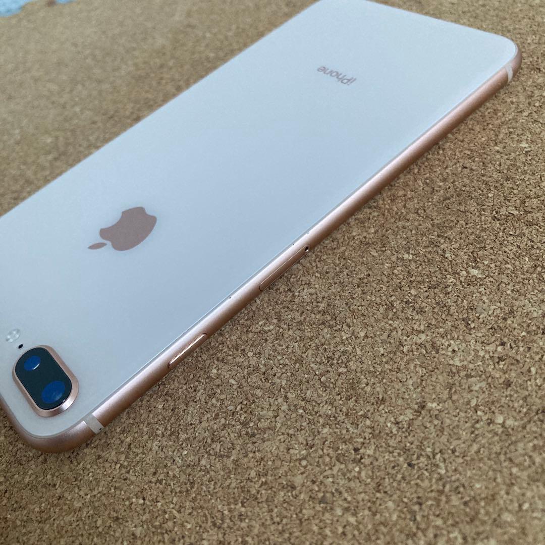 4064 美品☆電池新品☆iPhone8Plus 64GB SIMフリー☆