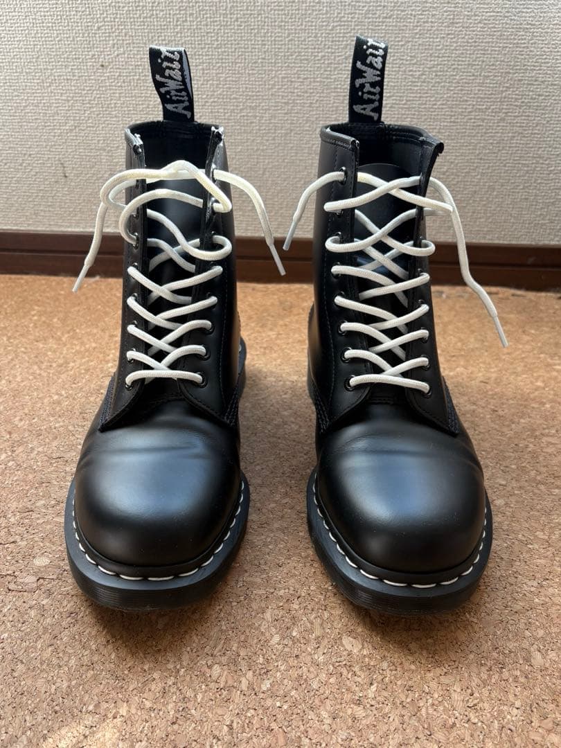 ドクターマーチン　8ホール　ホワイトステッチ　28.0cm UK9