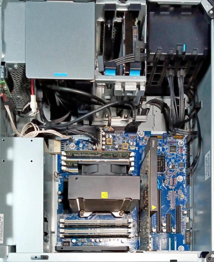 初期保証i7-9700K相当32G SSD1TB QuadroP2000オフィス