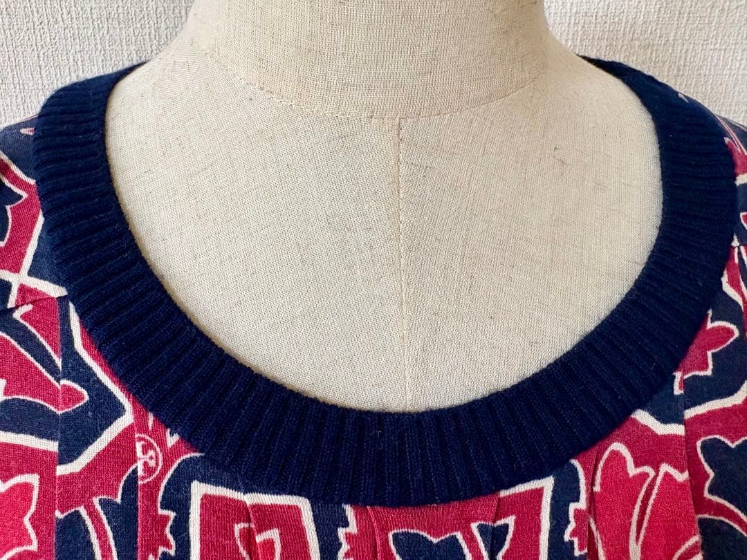 ❤️TORY BURCH シルク混　憲章付き　ロゴボタン　総柄　XS