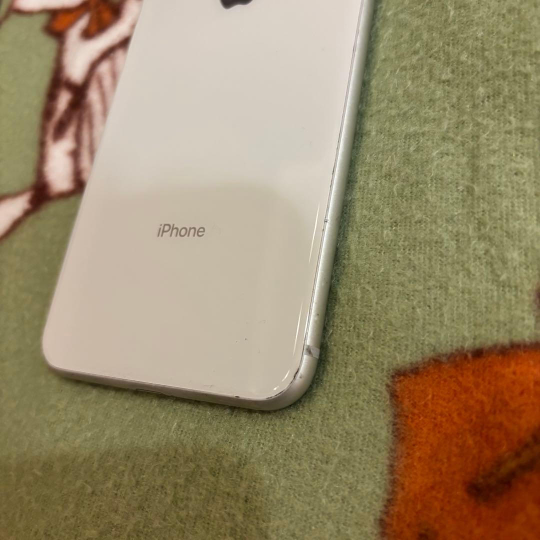 Apple iPhone 8 Plus シルバー 本体　スマホ　箱　256