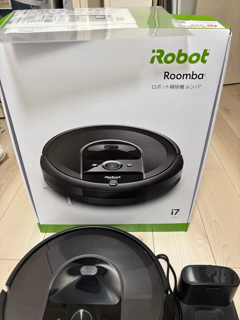 iRobot Roomba i7 本体・充電ドック付き　27年9月まで保証書有り