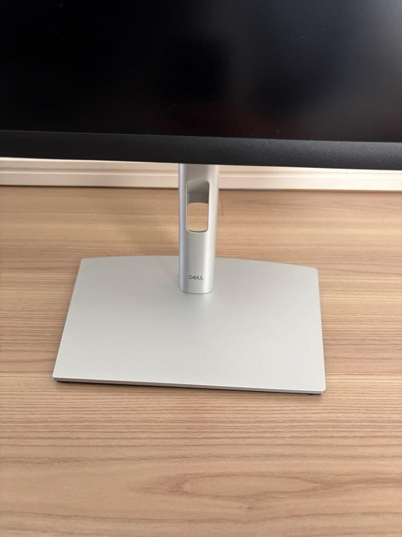 Dell 27インチ 4K モニター P2721Q