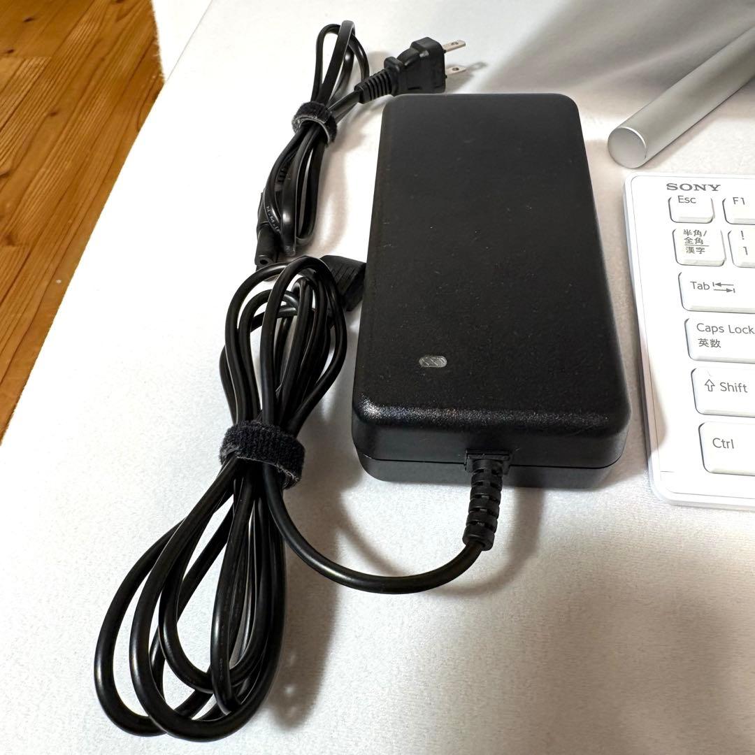 中古　VAIO オールインワンPC ホワイト　VPCL247FJ/WI