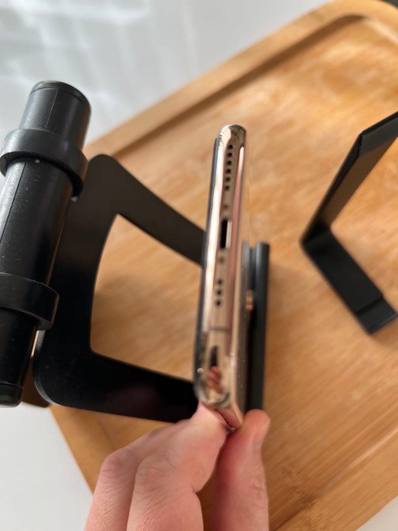 iPhone XS 本体のみ(バッテリー最大容量85%)