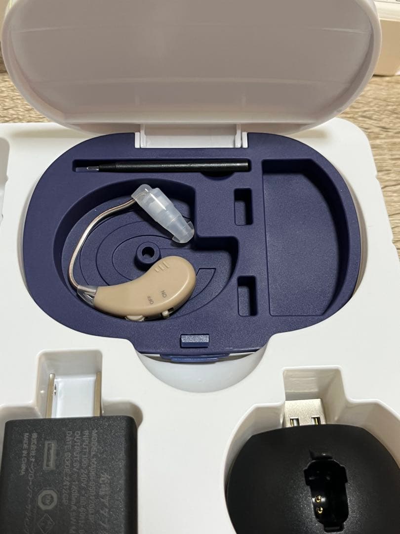 D*！様 【未使用品】楽ちんヒアリング SK-05 片耳ケースセット(BG)