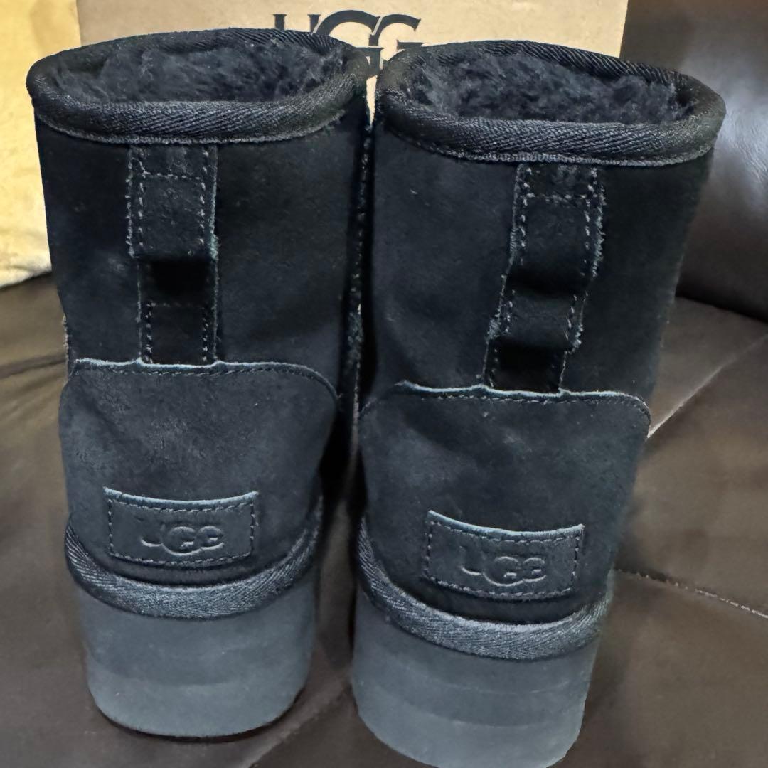 UGG アグ クラシックミニプラットフォーム ムートンブーツ