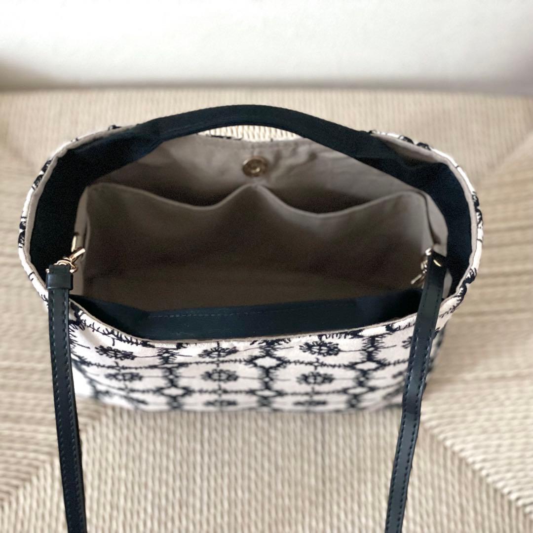 ⚮̈ミナペルホネン　anemone light beige ヌッピバッグＳ