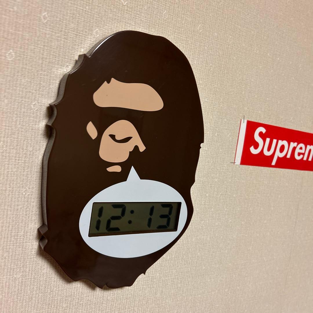 ベイシングエイプ掛け時計