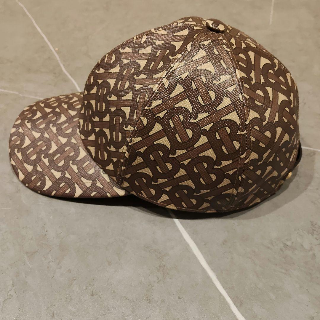 バーバリー　ロゴ　モノグラム ベースボールキャップ　M